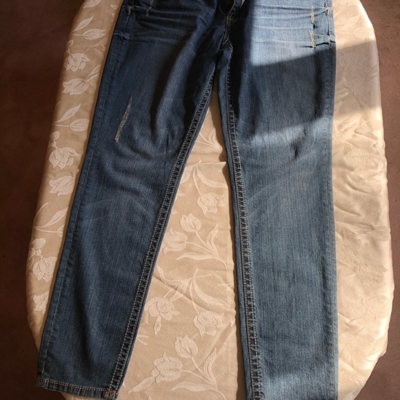 Seven7 Jeans - Picture 9 of 11